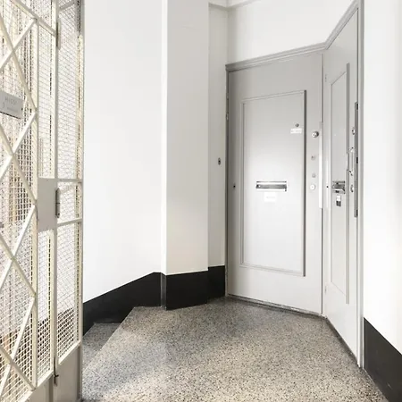 Apartment 2ndhomes Floor In The Center Of Kamppi